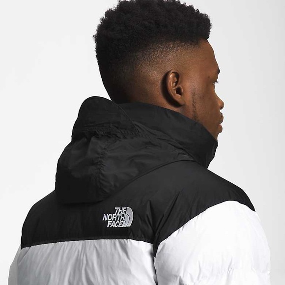 The North Face Men’s 1996 Retro Nuptse Jacket - Medium - Picture 4 of 8